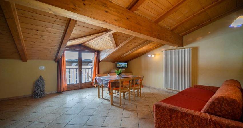 Ski Holidays Apartments Лівіньо Екстер'єр фото