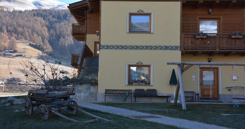 Ski Holidays Apartments Лівіньо Екстер'єр фото