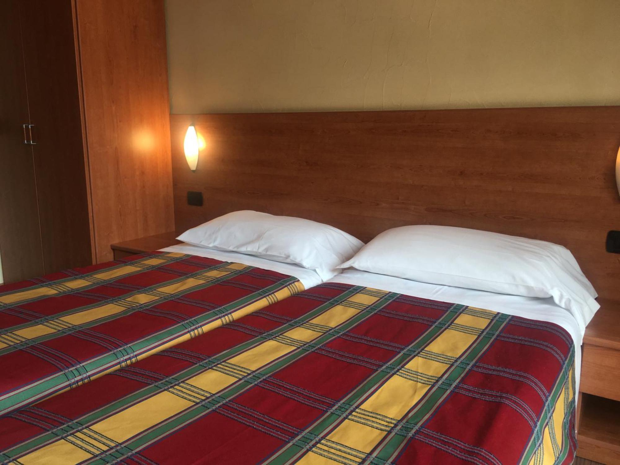 Ski Holidays Apartments Лівіньо Екстер'єр фото